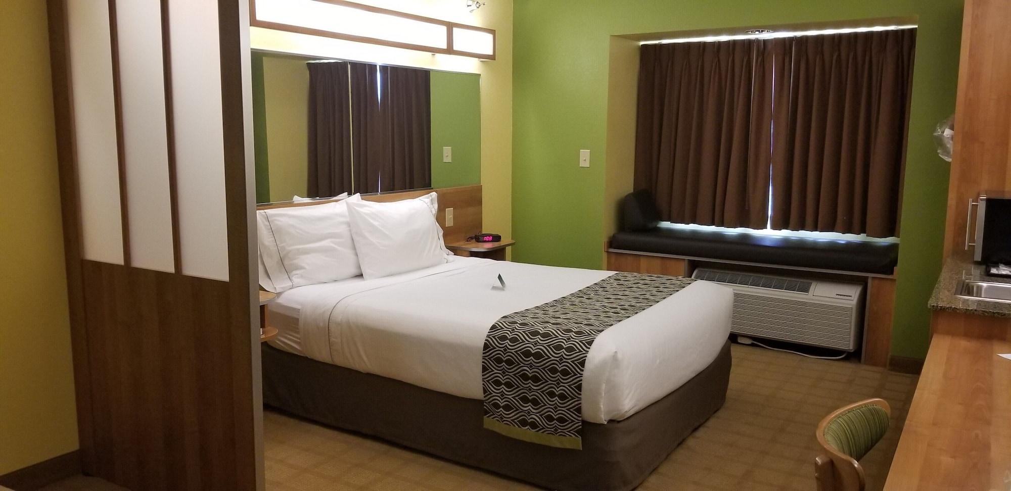 Microtel Inn & Suites By Wyndham Delphos Buitenkant foto